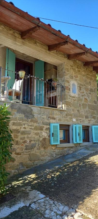 Al Casale Da Rossana Villa Santo Bagnena Exterior foto